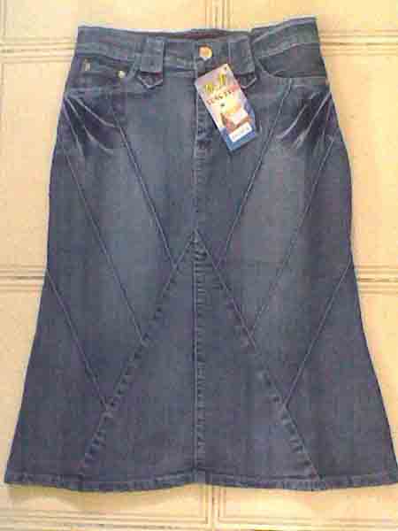  Rok  jeans pendek model  3 4 Celana Jeans Busana Wanita 